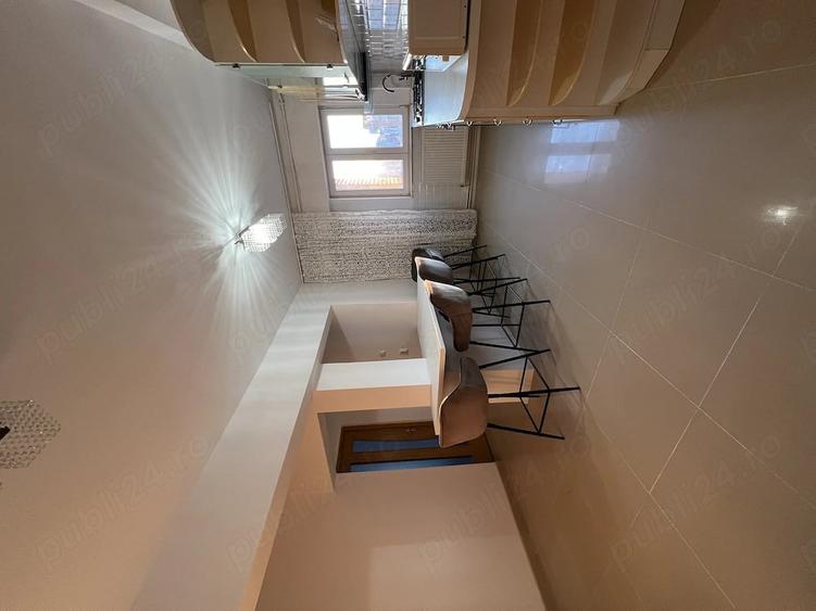 Apartament cu 3 camere decomandat în Mărăști