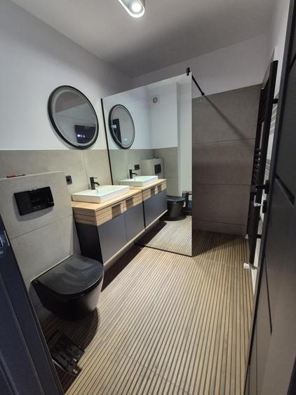 Apartament cu 3 camere în Calea Dumbrăvii