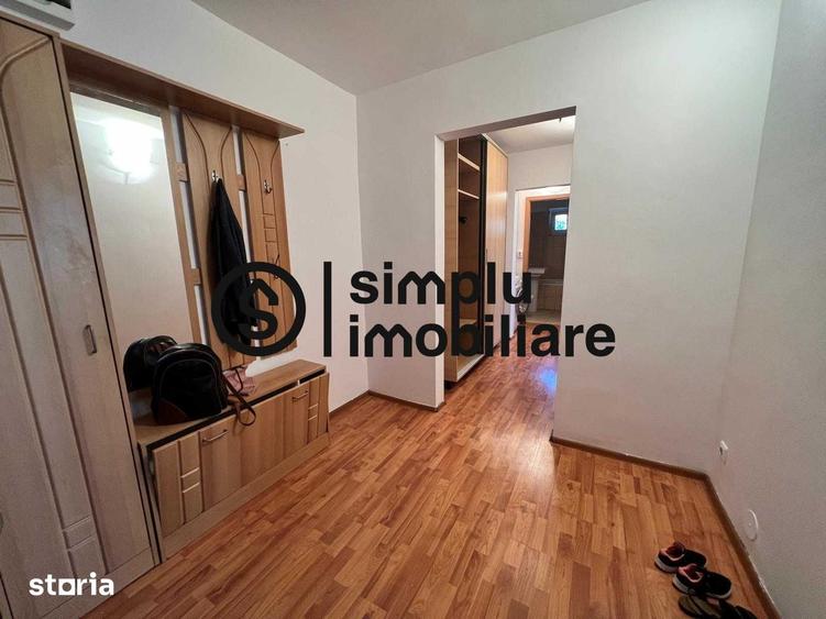Apartament cu 3 camere decomandat, mobilat în Sărari