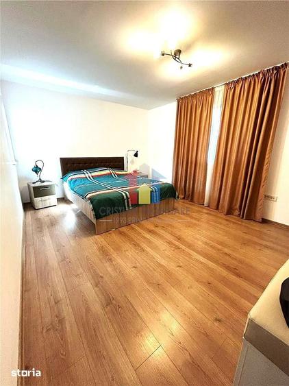 Casă cu 5 camere cu Teren 3789 Mp în Chiscani