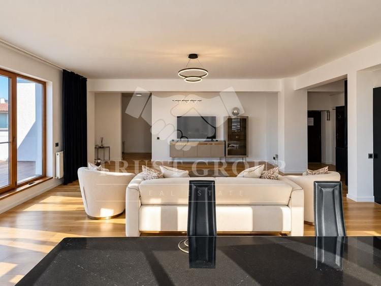 Apartament cu 3 camere semidecomandat, mobilat în Herăstrău