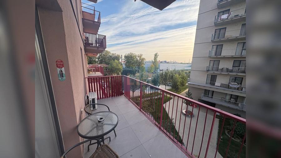 Apartament cu 2 camere semidecomandat, mobilat în B-dul București