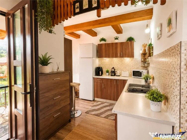 Casă cu 3 camere cu Teren 390 Mp în Lunca
