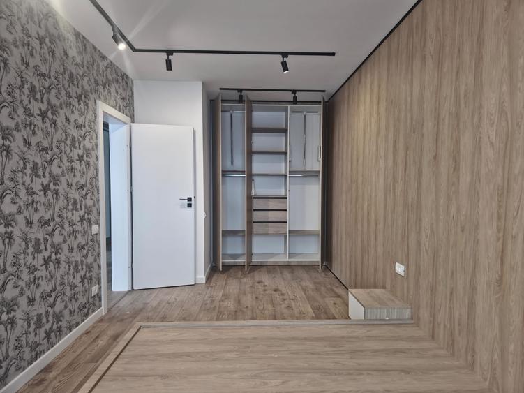 Apartament cu 2 camere decomandat, mobilat în Dacia