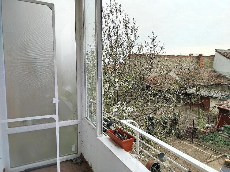 Vand apartament 3 camere constructie din caramida - 4