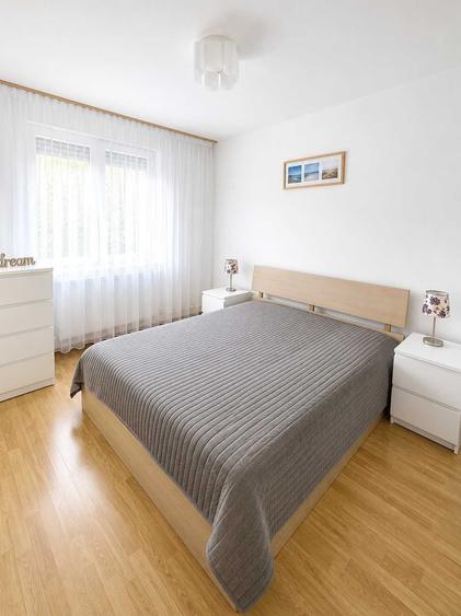 Apartament cu 2 camere decomandat în Berceni