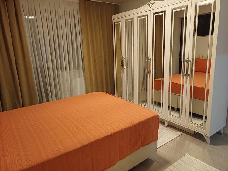 Apartament cu 2 camere decomandat în Carrefour