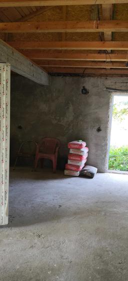 Casă cu 2 camere în Brădeanu