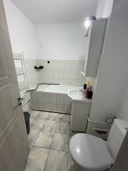 Garsonieră decomandată în Micro 3