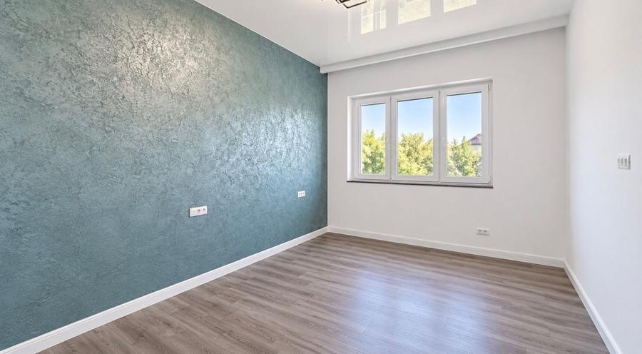 Duplex cu 3 camere cu Canalizare în Moșnița Nouă