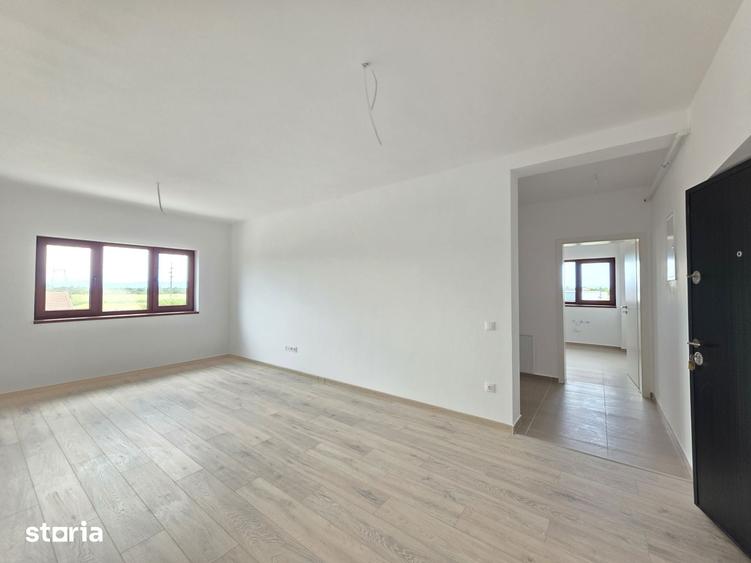 Apartament cu 2 camere decomandat în Sânpetru