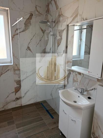 Apartament cu 2 camere decomandat în Giroc