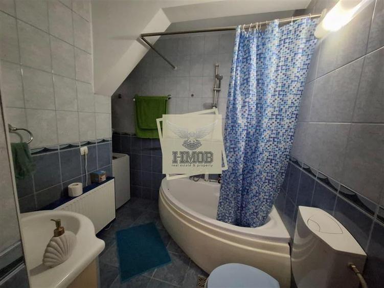 Apartament cu 2 camere semidecomandat, mobilat în Cedonia