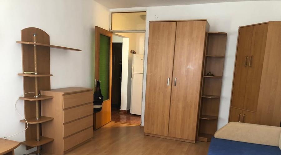 Garsonieră decomandată, mobilată în Rahova