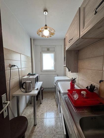 Apartament cu 2 camere decomandat în Dorobanți