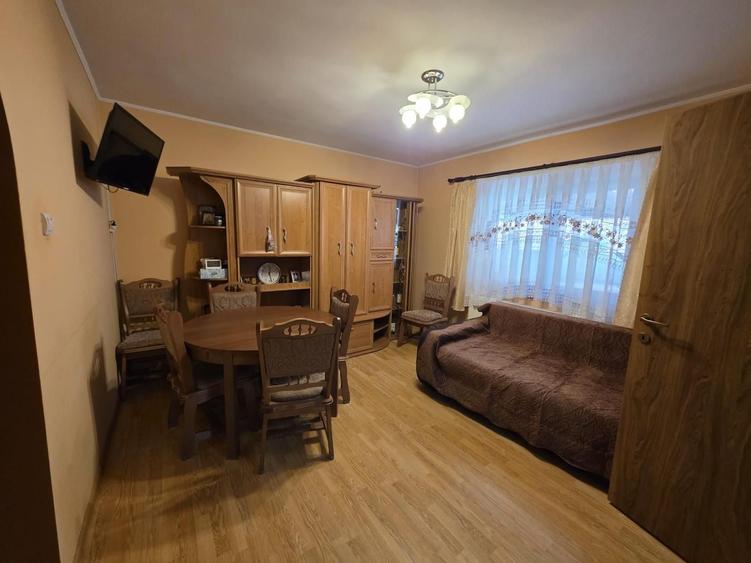 Casă cu 3 camere în Bologa