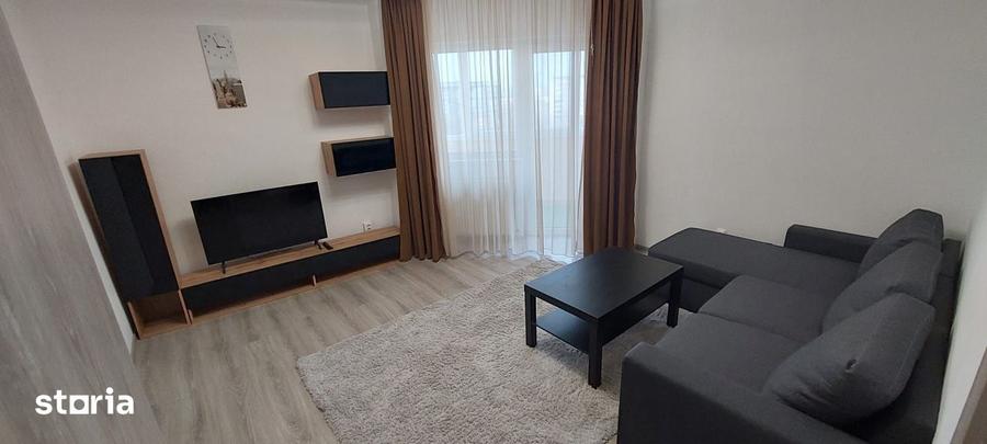 Apartament cu 2 camere, mobilat în Republicii