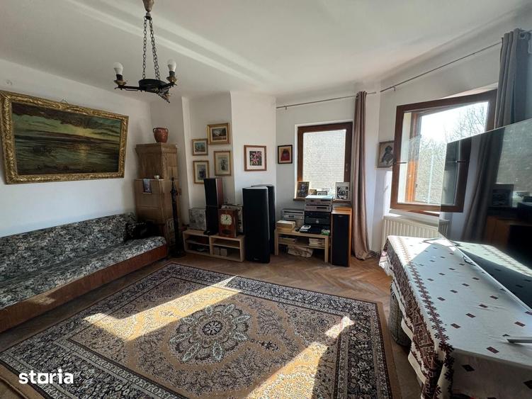 Apartament cu 4 camere în Cotroceni