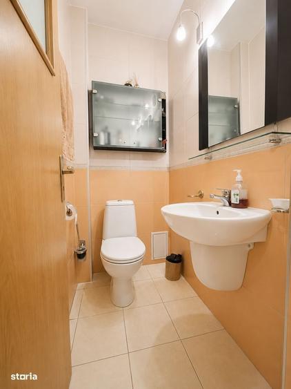 Apartament cu 3 camere decomandat în Tineretului