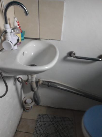 Casă individuală cu 6 camere cu Teren 3080 Mp în Cuca
