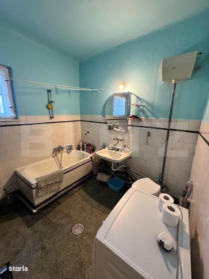 Casă cu 3 camere decomandat cu Teren 374 Mp în Central