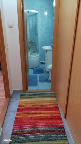 Apartament cu 2 camere semidecomandat în Micro 3