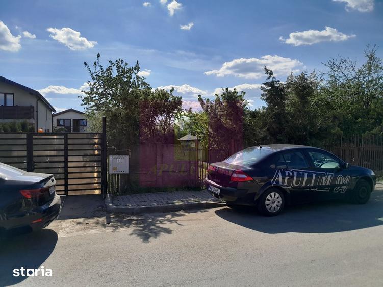 Casă cu 5 camere cu Teren 958 Mp în Central