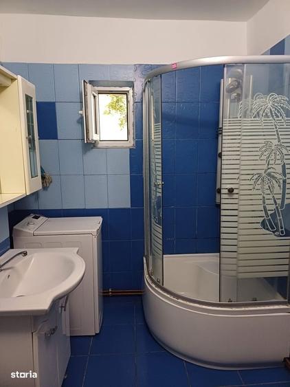 Apartament cu 2 camere decomandat în Galata