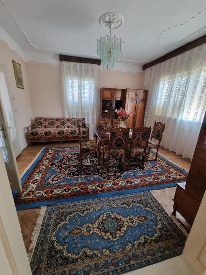 Casă cu 4 camere în Șimand