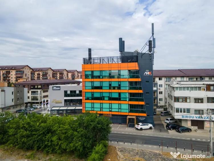 Spațiu comercial, de 815 mp, în Chiajna