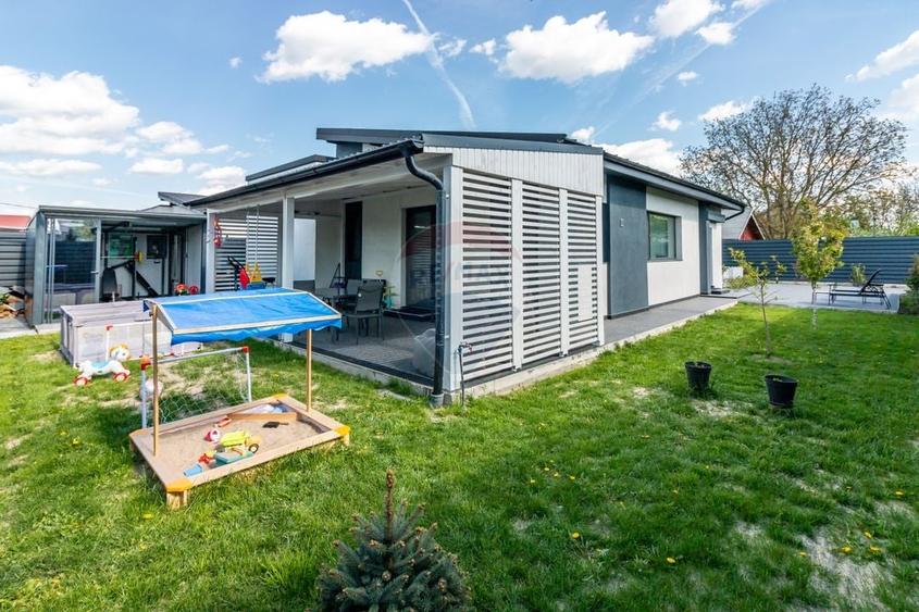 Casă individuală cu 4 camere cu Teren 609 Mp în Dimieni