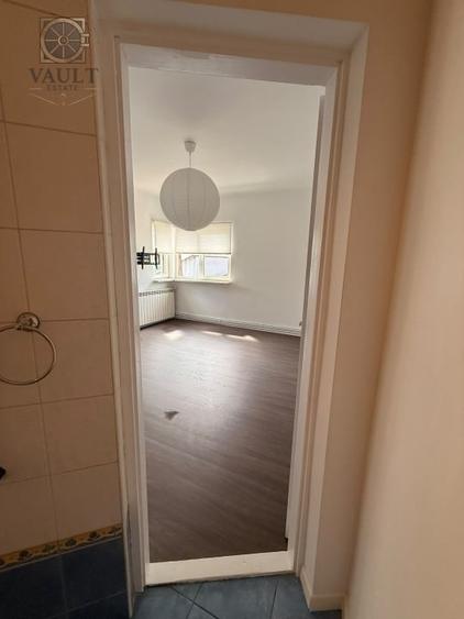 Apartament cu 2 camere semidecomandat în Dacia