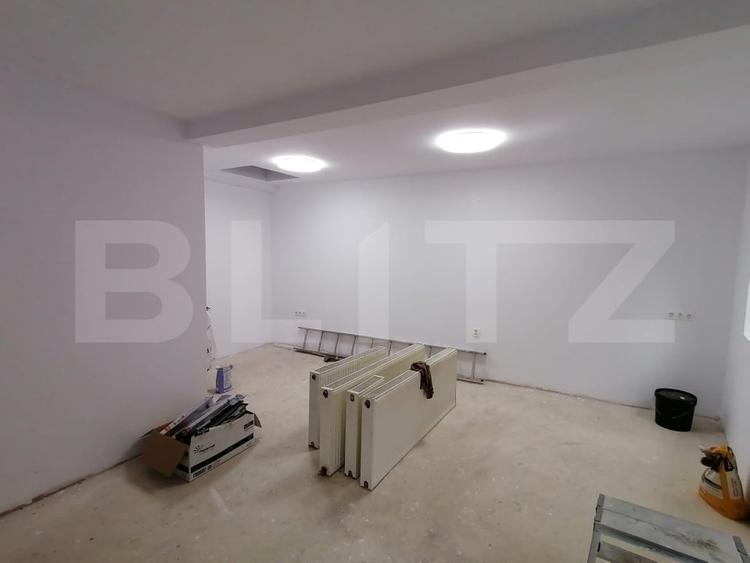 Birou, de 73 mp, în Semicentral