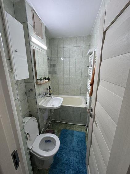 Apartament cu 2 camere semidecomandat, mobilat în Zimbru