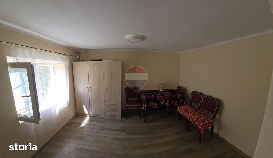 Casă cu 3 camere cu Teren 900 Mp în Odobești