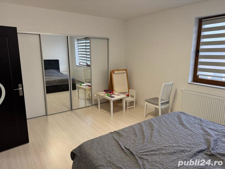 Casă cu 5 camere cu Teren 430 Mp în Gilău