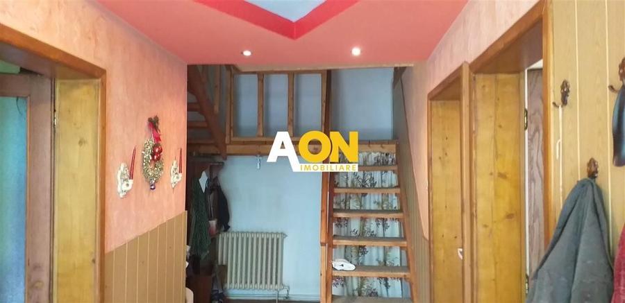 Casă individuală cu 3 camere cu Canalizare în Cetate