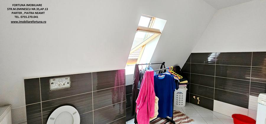 Casa High-Tech, cu design futurist, Piatra Neamt - 9