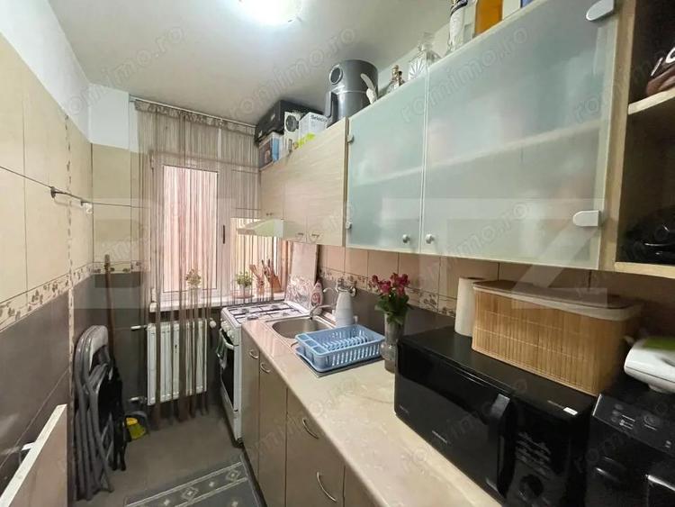 Apartament 3 camere,53mp,zona Shaorma Amicii - 4