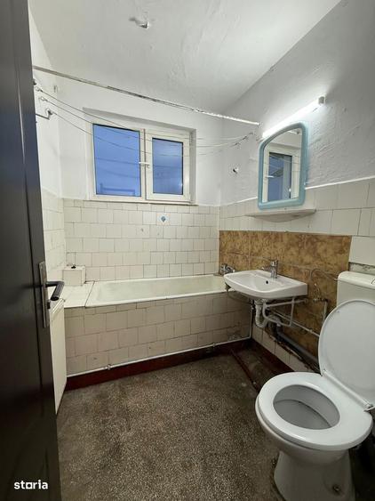 Str. I. Slavici zona Sc. 4 Ap. 2 camere - 5