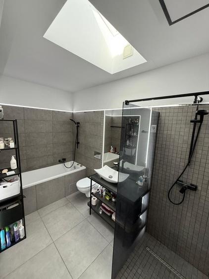 Piscină | Mobilată complet | Panouri solare | 3 băi și terasă închisă - 16