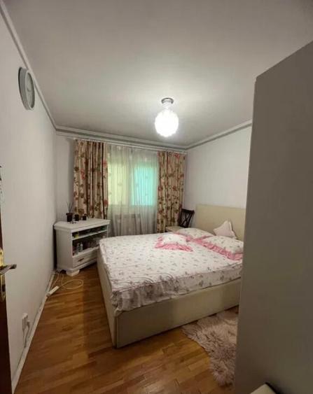 Apartament Cu 2 Camere Decomandate Zona Burdujeni - Cuza Voda 2 - 1