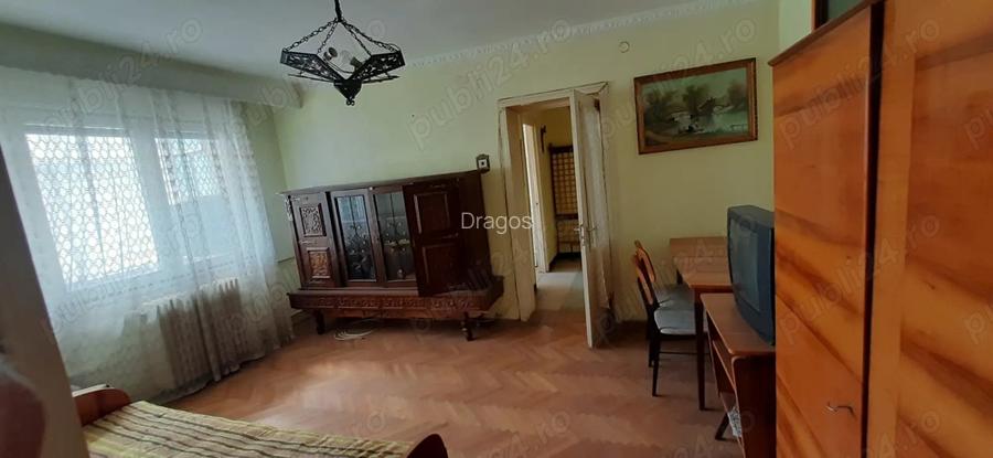 Proprietar, Ap 2 camere, Et 2, Semidec, Zona Liceul Sanitar - Trimite oferta ta de pret Proprietar, Ap 2 camere, Et 2, Semidec, Zona Liceul Sanitar - Trimite oferta ta de pret