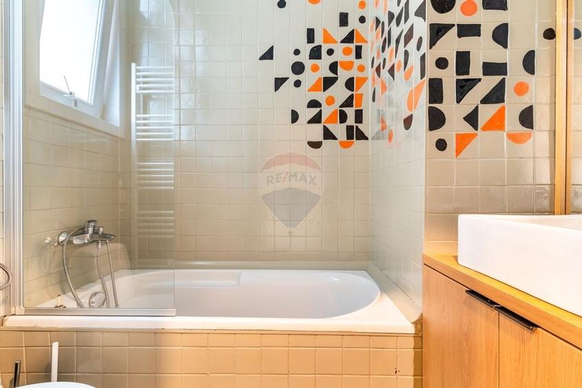 3 cam, 2 bai, 115mp, Ultracentral, la cheie, parcare inclusa, com 0 - 10