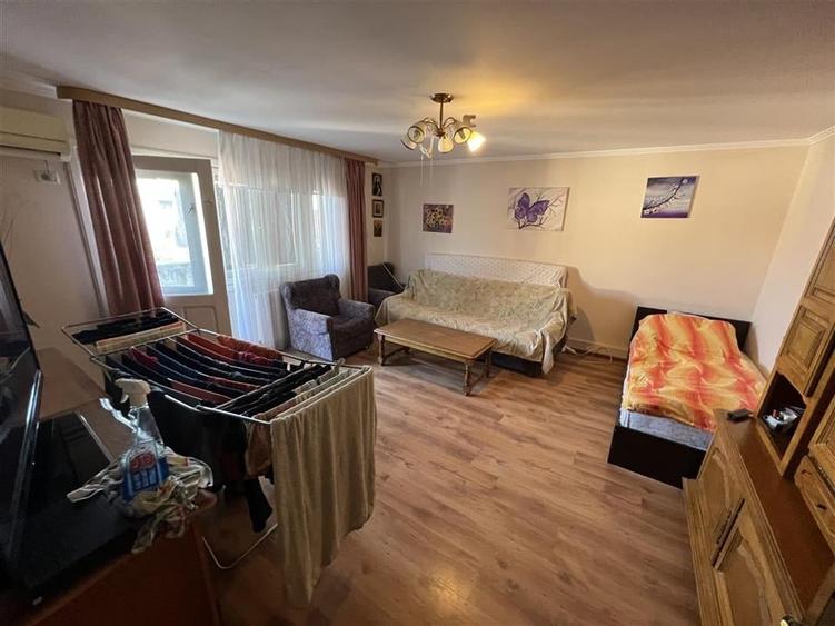 Apartament 4 camere, 100 mp, etaj 3, zona Longinescu - 5