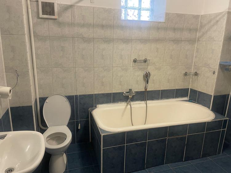 Unirii-Mitropolie 4 Camere Decomandat - 12