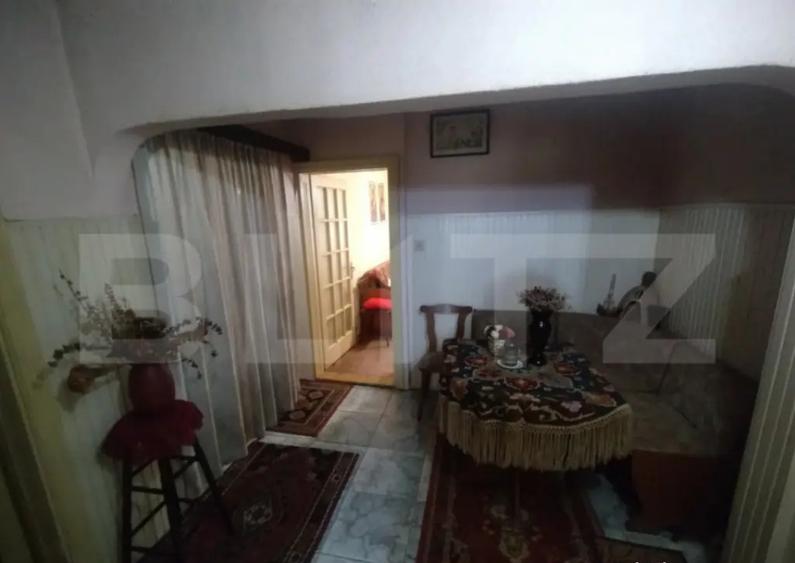 Apartament 3 camere,63mp,decomandat,parter inalt,zona noua,B - 5