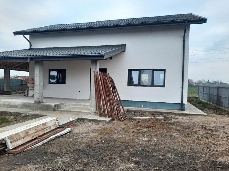 FARA COMISION in Tartasesti casa cu 4 - 5 camere P+E terasa mare camera tehnica - 26