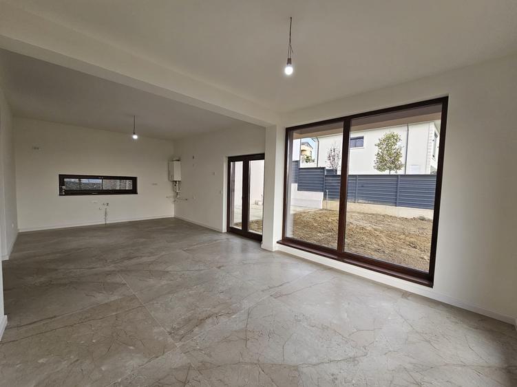 Manastirea Cetatuia-Hlincea, casa noua, finalizata, pozitie excelenta - 4