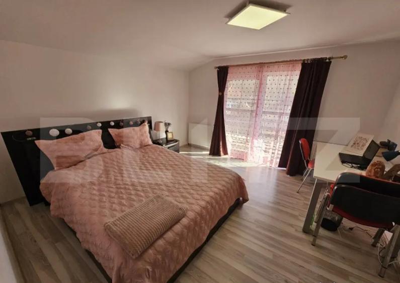 CASA SUPERBA CU 5 CAMERE, 168 MP, IN ?OIMU? LA 15 MINUTE - 15